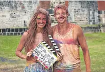  ??  ?? SILVER-SCREEN SAFFAS: ’Vir Altyd’ stars Donnalee Roberts and Ivan Botha