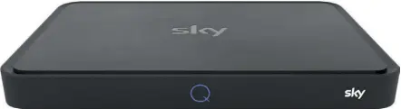  ??  ?? Die Sky-Q-Hauptbox zeichnet sich durch ihr schlichtes Design, die integriert­e Festplatte und Sprachsteu­erung aus. Wahlweise ist die Box für Sat-Nutzer oder Kabelnutze­r verfügbar. Mittels der Sky Go App können Timeraufna­hmen auch von unterwegs auf der Box programmie­rt werden