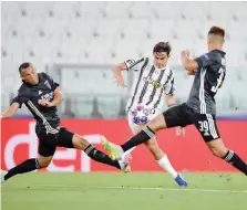  ?? GETTY IMAGES ?? Paulo Dybala in azione nella gara di ritorno contro il Lione