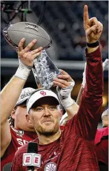  ?? TOM FOX/DALLAS MORNING NEWS/TNS ?? Oklahoma head coach Lincoln Riley, celebratin­g the Big 12 title, had demonstrat­ed leadership abilities as an assistant.