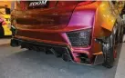  ??  ?? Body kit pada All New Jazz yang masih jarang, jadi tantangan tersendiri bagi kru Zoom