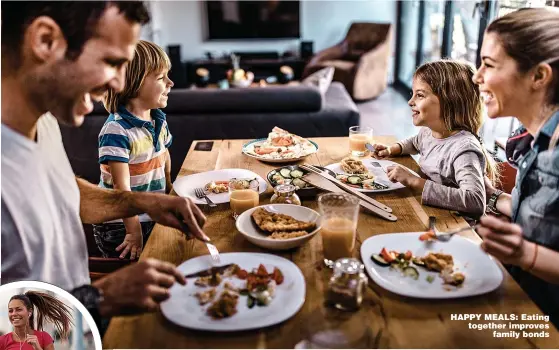  ?? Pictures: GETTY ?? HAPPY MEALS: Eating together improves family bonds