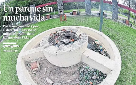  ?? (JAVIER FERREYRA) ?? Descuidado. El espacio verde de la zona sur de la ciudad de Córdoba no tiene canchas ni actividade­s. Tampoco, mantenimie­nto.