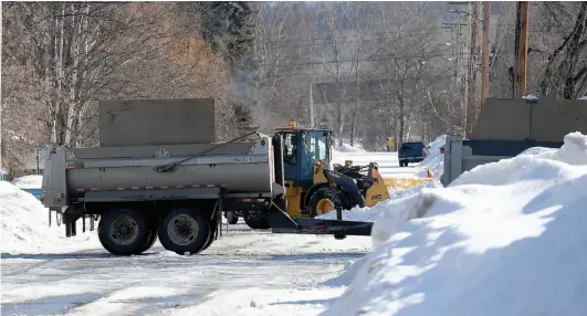  ?? Citizen file photo ?? Crews remove snow from the banks along 15th Avenue in March 2019 in the Millar addition.