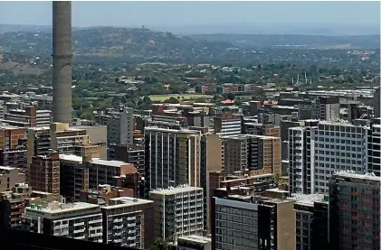  ??  ?? On a clear day, the view from the 52nd floor can stretch to neighbouri­ng city, Pretoria.