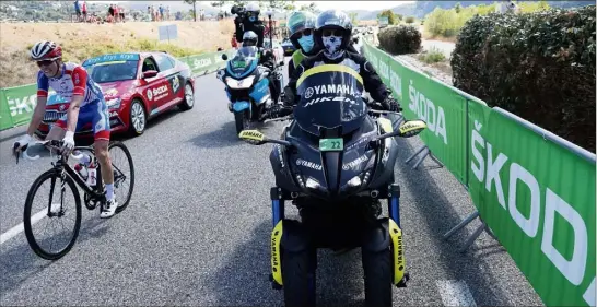  ?? (Photos Sébastien Botella) ?? David Gaudu dans le dur dans la Plaine du Var, le Diable en folie dans la Tinée : notre journal a vu ça de très près.