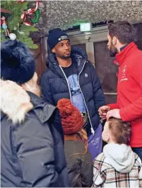  ?? ?? ●●Kelvin chats to Amad Diallo at the event