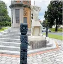  ?? Whakaahua / Raimona Inia ?? A bronze of Ratorua in the Government Gardens.