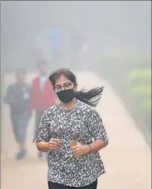  ?? SANCHIT KHANNA/HT FILE PHOTO ?? A toxic haze engulfed the national Capital for more than a week in November 2017.