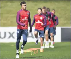  ??  ?? TITULAR. Dele Alli es una de las esperanzas de Inglaterra.