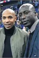  ??  ?? Thierry Henry y Ozwald Boateng.