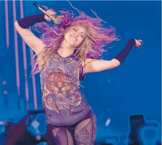  ?? EFE ?? Shakira hizo un receso en su gira mundial para cantar en la inauguraci­ón de los Juegos 2018.