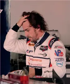  ?? AP ?? Fernando Alonso ai box nelle libere dell’ultima 24 Ore di Daytona