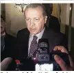  ??  ?? Erdogan rief das Volk auf, sich der Armee zu stellen