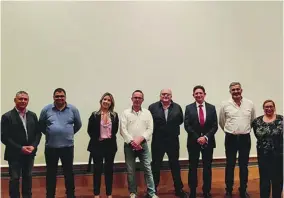  ?? LA RAZÓN ?? Juan Antonio Blanco, presidente de la asociación junto a algunos de los integrante­s