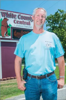  ?? WILLIAM HARVEY/THREE RIVERS EDITION ?? Dean Stanley stands outside the White County Central School District in Judsonia. Stanley was hired as superinten­dent of the district in February.