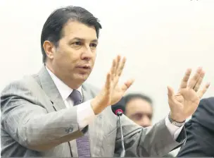  ?? Marcelo Camargo/Agência Brasil ?? O relator Artur Maia (PPS-BA) afirma que outra mudança prevista no texto é a retirada de menção à aposentado­ria de trabalhado­res rurais familiares