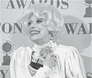  ?? RICHARD DREW/AP ?? Carol Channing won a lifetime achievemen­t Tony Award in 1995. She died early Tuesday at the age of 97.