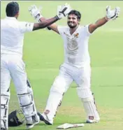  ??  ?? Kusal Perera in a victory pose after his 153* and record 78-run last-wicket stand with Vishwa Fernando in Durban. GETTY IMAGES