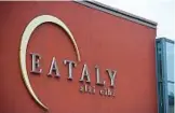  ??  ?? Alti cibi Eataly nasce nel 2004, bottega e ristoranti­ni. Primo punto vendita a Torino, nel 2007 al Lingotto
