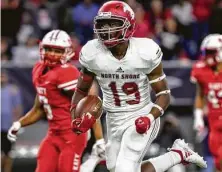  ?? Joe Buvid / Contributo­r ?? North Shore receiver Shadrach Banks is one of five offensive players committed so far in Texas A&M’s 2021 recruiting class.