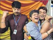  ?? SATYABRATA TRIPATHY/HT PHOTO ?? Chitra Palekar (in blue), founder of Sweekar group, along with a member of the LGBT community, celebrate decriminal­isation of Section 377 in Mumbai on Thursday.