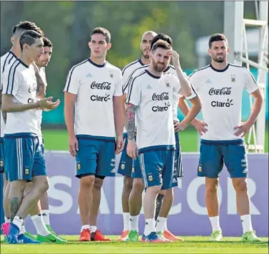  ??  ?? PREPARACIÓ­N. La selección argentina se entrena en Buenos Aires antes de embarcar para Bolivia.