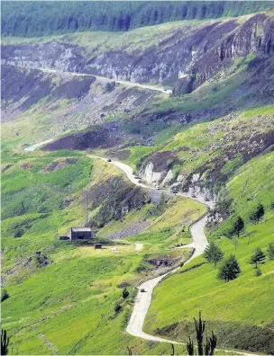  ??  ?? The Rhigos Mountain Road has closed for resurfacin­g work for the next three weeks