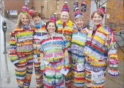  ?? Photo contribute­d ?? Liz Borrett and her team “Pinata” won the prize for best costume at the recent Pub to Pub relay in Kelowna.