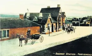  ?? Photo courtesy of Ken Crowhurst’s collection ?? A 1905 postcard of the old Portishead railway station, demolished in 1955