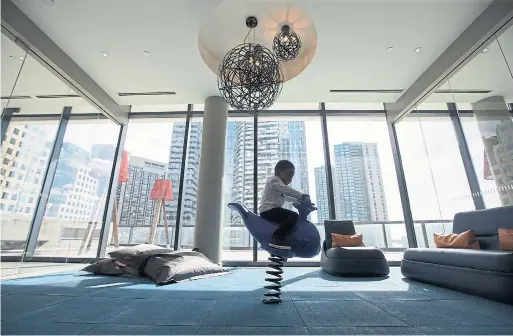  ?? BERNARD WEIL TORONTO STAR FILE PHOTO ?? The kids’ playroom at Toronto’s Harbour Plaza condo, by Menkes, was among the first highrises to include in its design a dedicated activity space for children.