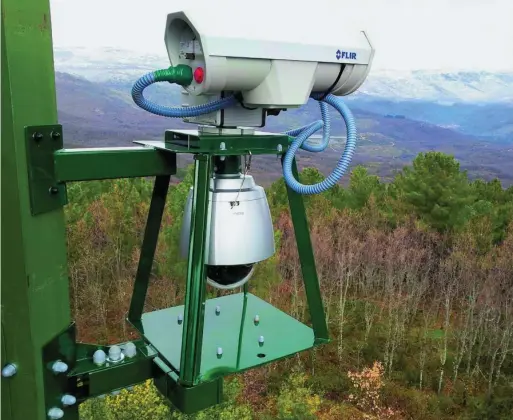  ??  ?? Faedo es un verdadero guardabosq­ues electrónic­o. Ya protege la Sierra de El Rentín en Cádiz y zonas de Extremadur­a