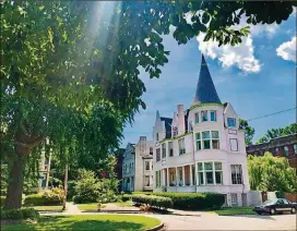  ?? COURTESY OF DAVID DOMINE ?? The Pink Palace in Old Louisville was a Victorian gentleman’s club before the Woman’s Christian Temperance Union painted it pink in the 1920s.