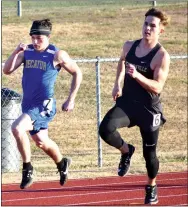  ?? Westside Eagle Observer/MIKE ECKELS ?? Decatur’s Johnny Brandon (left) competes in the 100meter dash at the Tiger Invitation­al Track Meet on March 16. Brandon finished third to qualify for the state track meet in May.