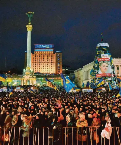  ?? FOTO ČTK ?? Náměstí Nezávislos­ti neboli majdan Nezaležnos­ti v Kyjevě. Zde to v roce 2013 všechno začalo.