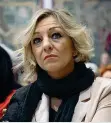  ??  ?? Donatella Conzatti Commercial­ista, 46 anni, è stata eletta a Palazzo Madama nel 2018 con Forza Italia, che ha poi lasciato per aderire a Italia viva