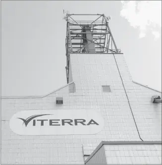  ?? Postmedia News/files ?? China’s Ministry of Commerce has finally allowed the takeover of Viterra by Glencore to go ahead.