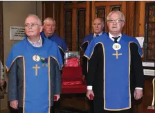  ??  ?? Peter Durnin, Harry Phelan, Bosco Mc Dermott and Larry Mc Grane members of the Drogheda Knights of Columbanus with St OLiver’s relic