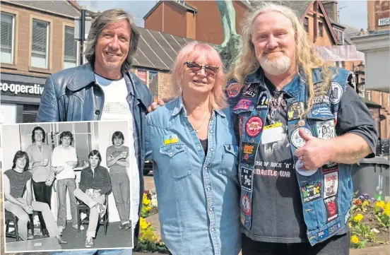  ?? ?? Scots rocker Bon Scott’s son Dave Stevens with Mary Renshaw and Glenn Smith and inset, AC/DC with Dave’s father in line-up.