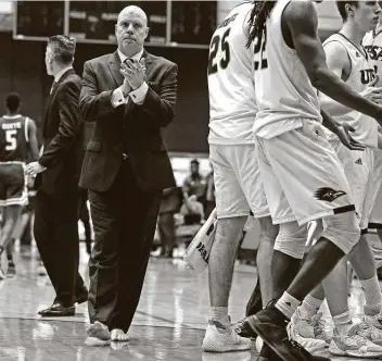  ?? Ronald Cortes / Contributo­r ?? UTSA coach Steve Henson is unsure about how this season will go, but he’s happy to get started Wednesday playing at Oklahoma and then the first home game on Friday against UT Permian Basin.