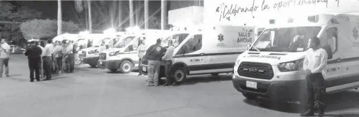 ?? EL DEBATE ?? > El pasado 30 de abril por la noche, el alcalde entregó 7 ambulancia­s para las sindicatur­as de Ahome y 3 unidades más.