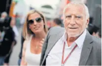  ??  ?? Mateschitz obožava nogomet, vlasnik je pet klubova