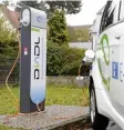  ?? Foto: Bernhard Weizenegge­r ?? Eine Elektro Ladesäule am Landratsam­t in Dillingen.