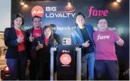  ??  ?? From left: AirAsia BIG CMO Heather Goh, AirAsia BIG chief commercial officer Victor Kaw, Teoh, Neoh and co-founder Yeoh Chen Chow, at the launch of BIG Deals by Fave, a partnershi­p between AirAsia BIG Loyalty and Fave.