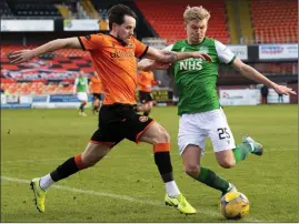  ??  ?? Marc McNulty (left) has struggled to find the net at Tannadice