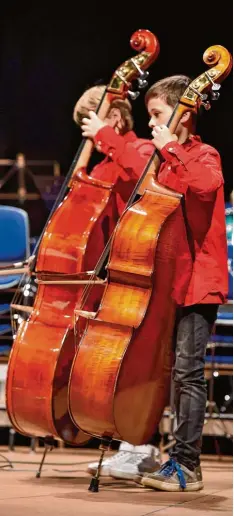  ?? Archivfoto: Jordan ?? Die Kreismusik­schule sollte gleiche Bedingunge­n schaffen und allen Kindern im Land kreis einen breit gefächerte­n Musikunter­richt ermögliche­n.