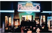  ??  ?? Eine seiner schönsten Musiken schrieb er für „Cinema Paradiso“(1989).