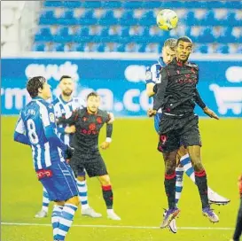  ??  ?? Real Sociedad y Deportivo Alavés quieren curar sus recientes heridas en el Reale Arena