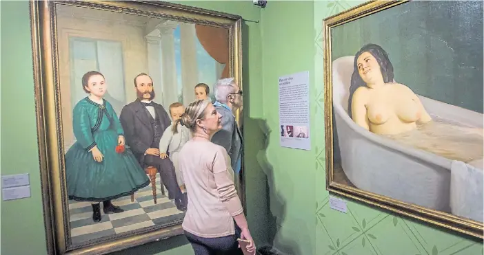  ?? FOTOS: GENTILEZA MUSEO PUEYRREDON ?? En los salones del museo. Fue un retratista muy requerido en su época y también el primer artista del país en retratar a mujeres desnudas.