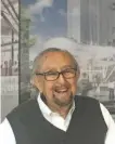  ?? John King / The Chronicle 2017 ?? Architect César Pelli, above, designed skyscraper­s and highrises around the world, including Salesforce Tower and the Transbay transit center in San Francisco, top.